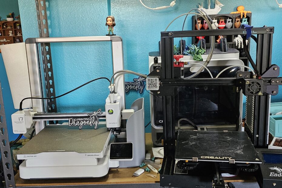 3D Printers Sparkx i7 on the left, Ender 3 on the right